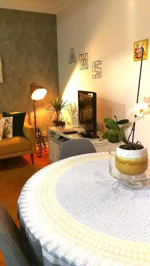 The Sunset Lisbon Flat Apartment 0*,